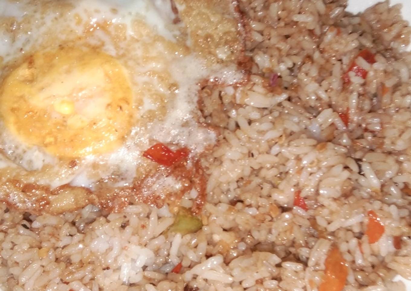 Nasi goreng pedas mampus