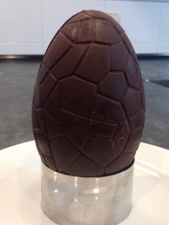 Una foto de Huevos de Pascua de chocolate sin azúcar