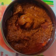 A picture of Gravy chicken.
