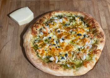 How to Prepare Perfect Seafood Pizza