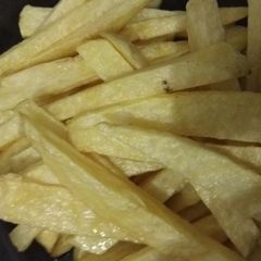Homemade fried chips A picture of Homemade fried chips.
