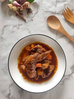 Foto resep Semur Ayam Kecap Berempah Pedas