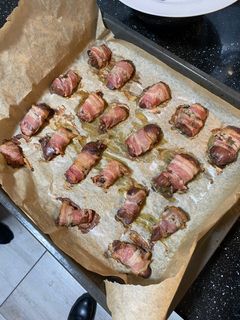 O poză a rețetei Ficăței de pui cu bacon.