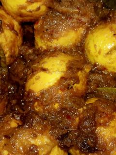 এগ কষা (egg kosha recipe in Bengali) রেসিপির প্রধান ছবি