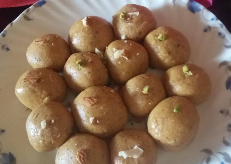 How to Prepare Speedy Besan Laddoo