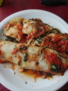 Una foto de Canelones de acelga con tuco