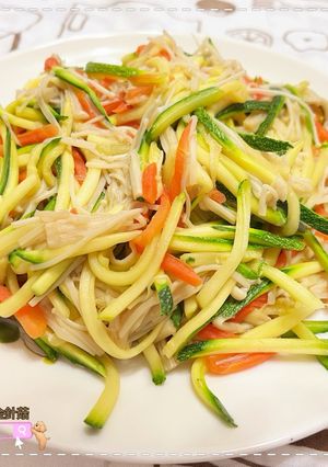 櫛瓜金針菇 的食譜成品照片