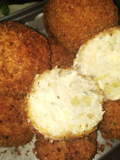Una foto de Croquetas de arroz