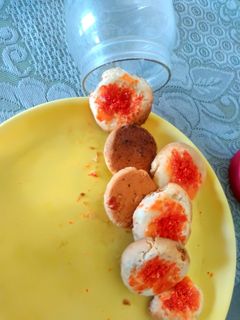 कोकोनट कुकीज(Coconut cookes in hindi) रेसिपी मुख्य फोटो