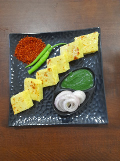 લાઈવ ઢોકળા (Live Dhokla Recipe In Gujarati) રેસીપી મુખ્ય ફોટો