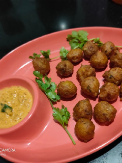 મગની દાળના વડા (Moong Dal Vada Recipe in Gujarati) રેસીપી મુખ્ય ફોટો