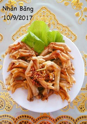 Hình của món Chân vịt chiên mắm.