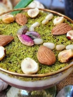 صورة لوصفة عصيده بيضاء بالمكسرات