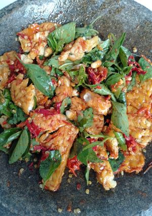 Foto resep Tempe penyet sambal kemangi
