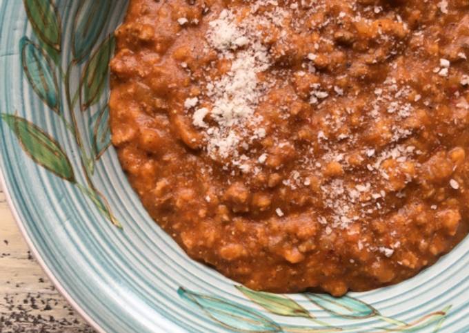 Homemade Meat Sauce with Rolled Oats & Lentil Flour