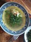 Sopa de alitas de pollo