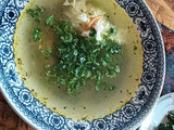 Sopa de alitas de pollo