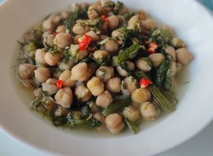 Foto di Zuppa di ceci e finocchietto selvatico
