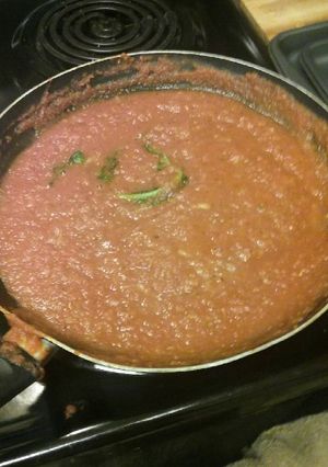 A picture of Easy Pizza Sauce.