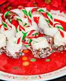 Christmassy Candy Cane Marshmallow Pops