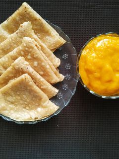 બે પડી રોટલી અને કેરી નો રસ (Be Padi Rotli Keri Ras Recipe In Gujarati) રેસીપી મુખ્ય ફોટો