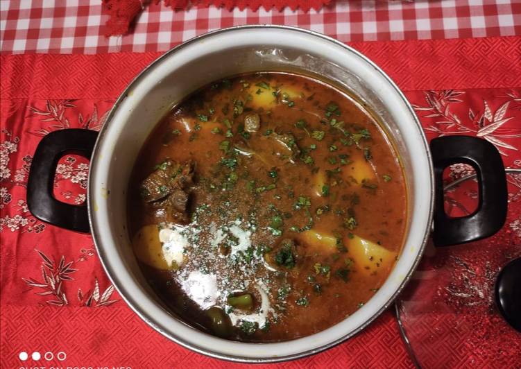 Simple Way to Make Favorite Aloo gosht