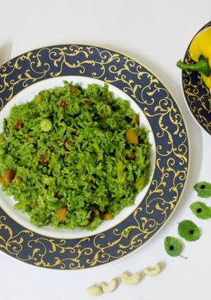 A picture of Basil pesto rice.