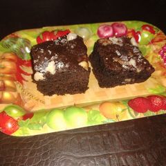 A picture of Chocolate Walnut Brownie.