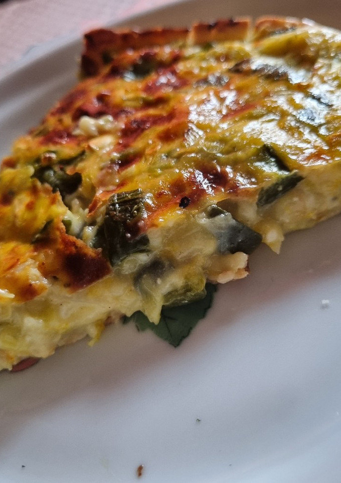 Una foto de Tarta Cremosa de Puerros y Zapallitos ❤