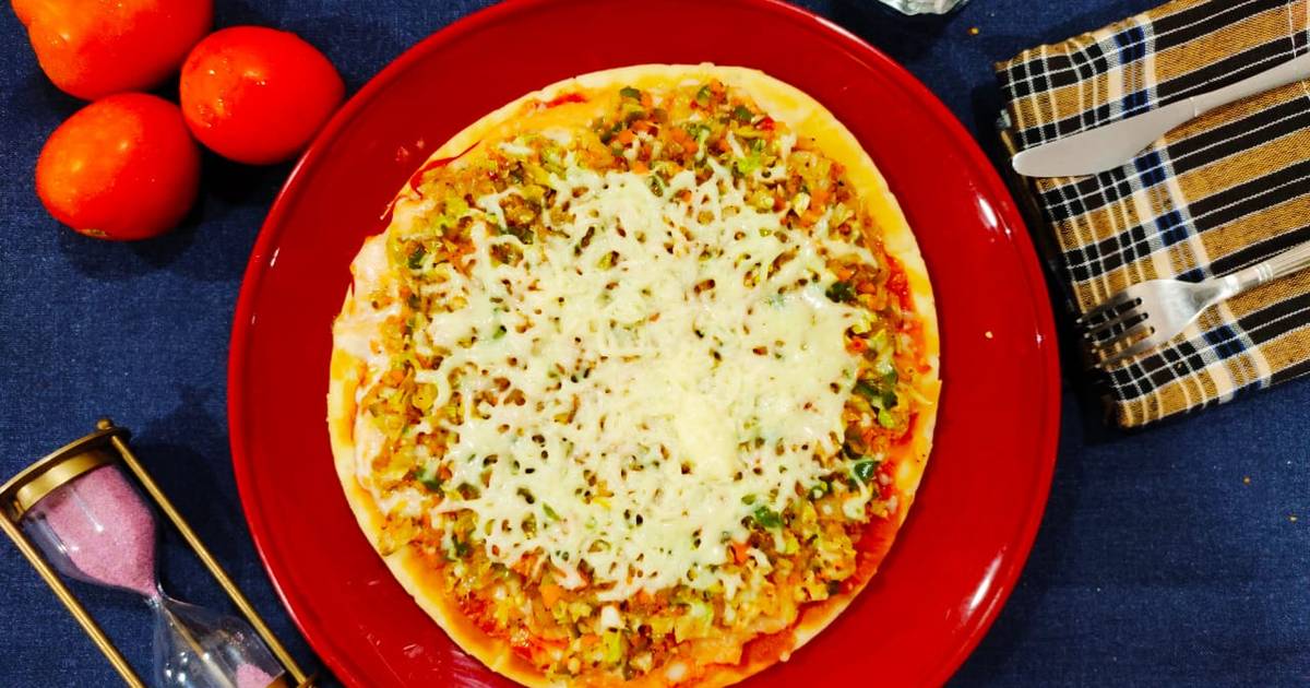 Chandni Kevin Bhavsar દ્વારા રેસીપી પીઝા(Pizza Recipe in Gujarati) કૂકપૅડ