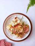 Kebab Pisang Glaze Stroberi Matcha