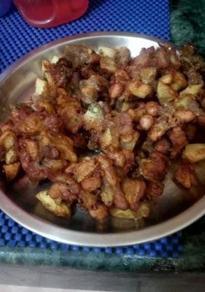 A picture of Mix veg pakodi.