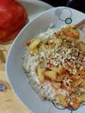 Haferflocken mit gebratenem Apfel und Banane
