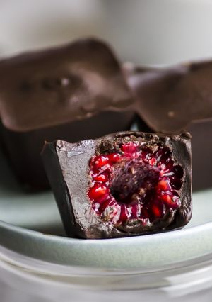 Una foto de Bomboncitos de frambuesa 🍓🍫