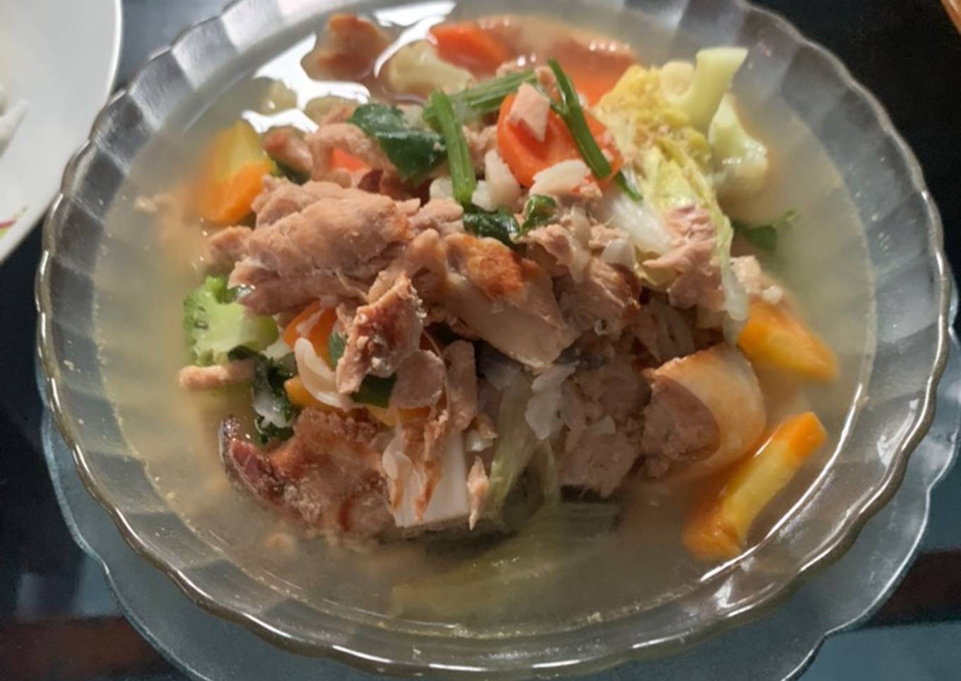 Sop tetelan salmon