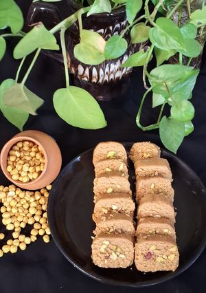 A picture of Healthy Sattu Bites (no fire recipe).
