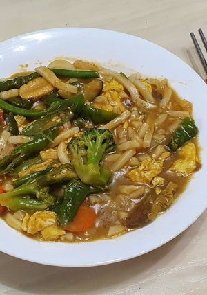 日式咖哩炒烏龍麵《剩餘食材製作》 的食譜成品照片