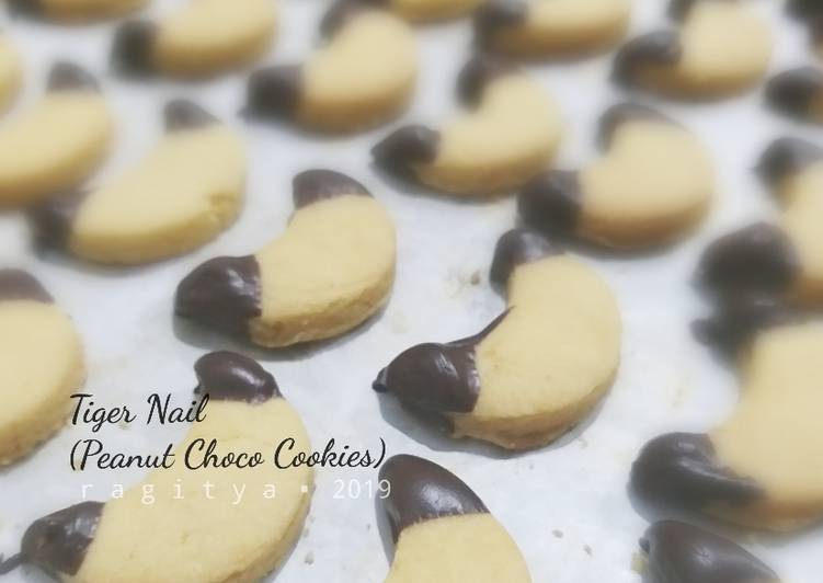 Tiger Nail (Peanut Choco Cookies)