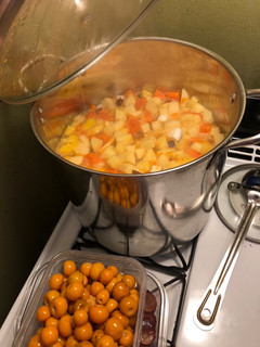 Una foto de Ponche de frutas navideño, receta de Guatemala