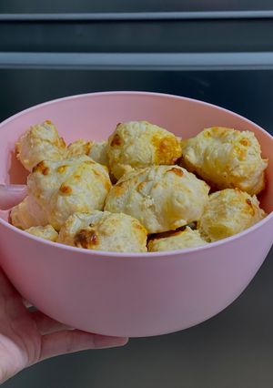 Una foto de Pão de queijo