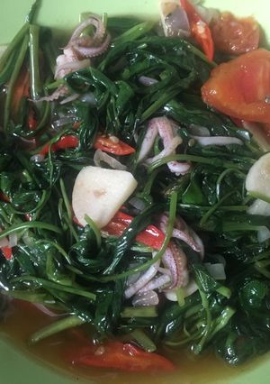 Foto resep Tumis kangkung cumi