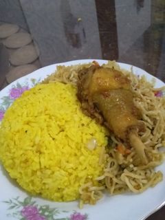 Foto resep Nasi kuning Bjn (nasi uduk kuning)