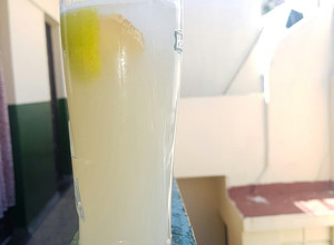 Una foto de Limonada con jengibre
