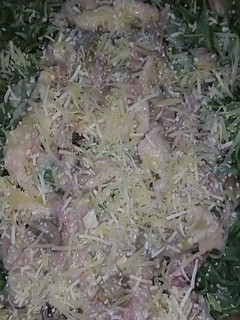 Una foto de Fideos verdes con salsa Parisienne #Almuerzo🍝