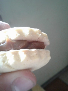Una foto de Alfajores de maicena relleno con manjar
