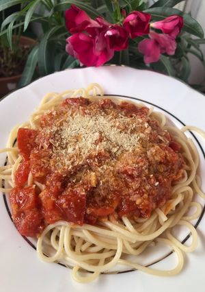 Pestós-chilis-paradicsomos spagetti 🍝 recept fotója