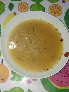 Una foto de Sopa de calabaza con fideos cabello de ángel