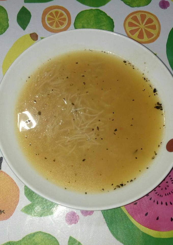 Una foto de Sopa de calabaza con fideos cabello de ángel