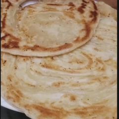 Lacha pratha 🍽️ A picture of Lacha pratha 🍽️.