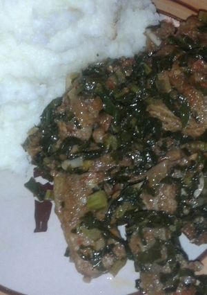 A picture of Beef and rape leaves.